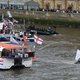 Brexit-kampen bevechten elkaar in vreemd watergevecht op de Theems