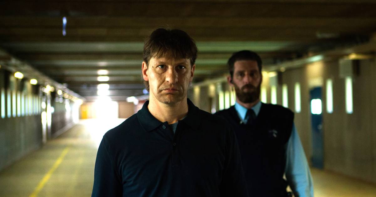 Holleeder kijkt serie Judas in cel ‘Maar ik viel halverwege in slaap’ Show AD.nl
