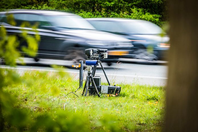 Honderden Boetes Bij Radarcontrole In Putten Snelste Raast Met Bloedgang Over 60 Kilometerweg Putten Destentor Nl