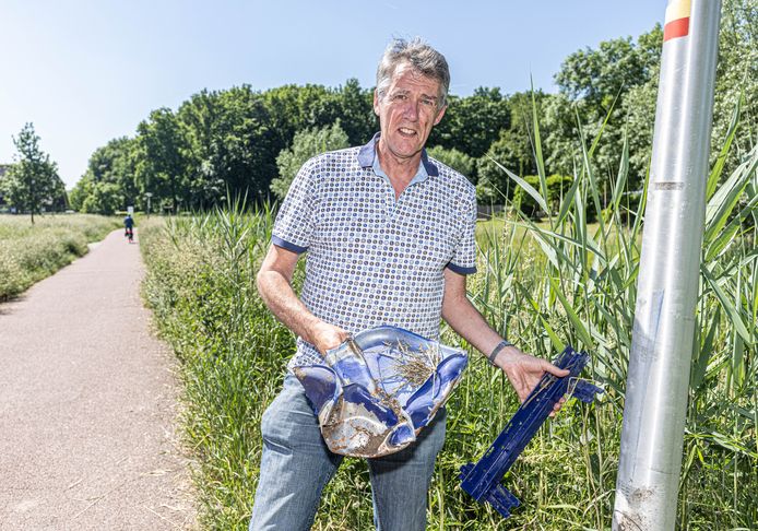 Anton Beijer uit Zwolle Zuid maakt zich zorgen over het vuurwerkvandalisme in zijn buurt. Vorige week werden drie afvalbakken opgeblazen, de brokstukken liggen nog langs de weg.