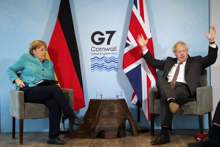 De Duitse bondskanselier Angela Merkel en de Britse premier Boris Johnson. Beeld Photo News