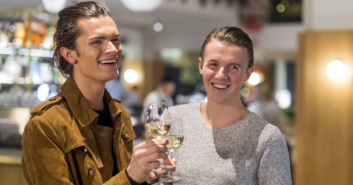 Koen En Gigi Geluk Zit Echt Niet In Een Broodje Krab Show Ad Nl