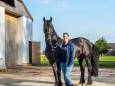 Sandra (27) is zeven dagen per week bij haar paard te vinden: ‘Maar niet mijn hele leven draait om paarden’