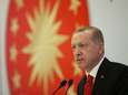Erdogan wijst Turkse bedrijven op verantwoordelijkheden tijdens crisis: "Niet enkel regering moet natie levend houden"