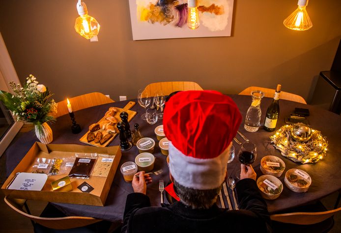 Horeca heeft nu vaak al ingekocht voor Kerstmis. De milde lockdown wordt gezien als bikkelharde klap. Want is het over drie weken wel gedaan met die lockdown?