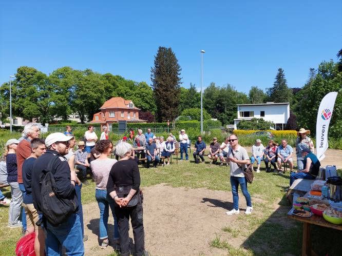 Circulaire tuinschuur aan volkstuin Salvenbos