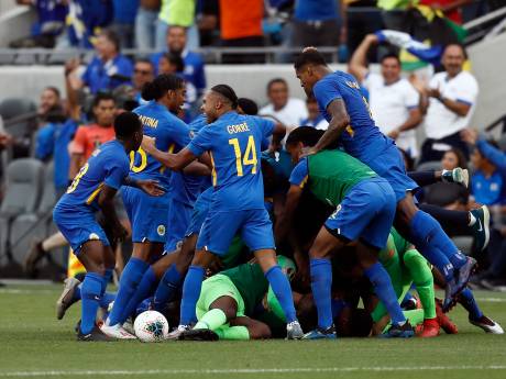 Nederlandse Curaçao-spelers plots oog in oog met wereldkampioen Argentinië: ‘Ik kan het nog steeds niet geloven’