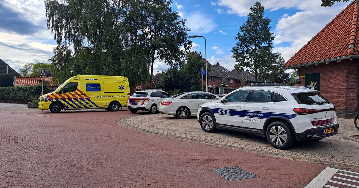 Fietsster gewond bij aanrijding in Enschede.