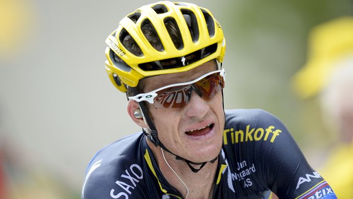 Michael Rogers, triple champion du monde en contre-la-montre d'affilée (2003, 2004 et 2005), vainqueur d'une étape du Tour (la 16e) et de deux autres au Giro au cours de la même année 2014, avait du reporter son retour à la compétition en début de saison.