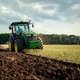 Australiër hackt software van John Deere-tractoren en gebruikt het tractorscherm om te gamen