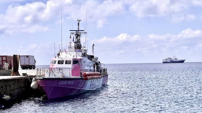 3.000 mensen komen met bootjes aan op Lampedusa, minstens 37 overleven de tocht over de Middellandse Zee niet
