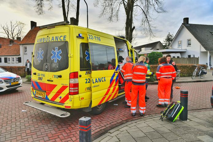 Vrouw raakt gewond bij ongeval op de Schoolstraat in Eersel.
