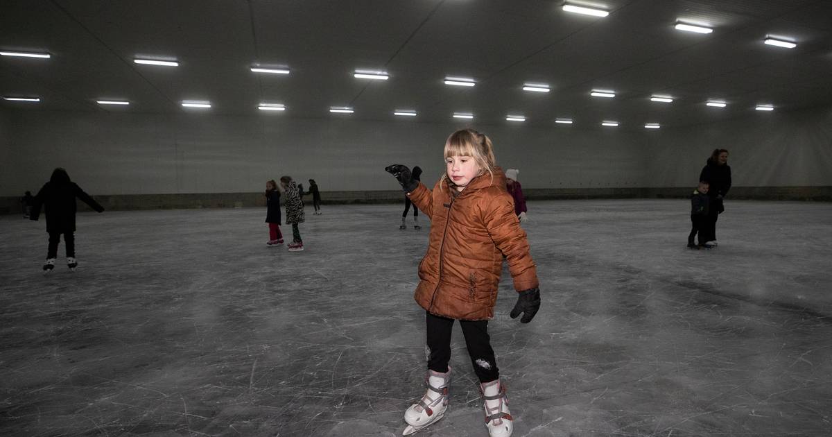 Met 260.000 liter water en de vriezer op –17 is er gratis schaatspret in Milheeze