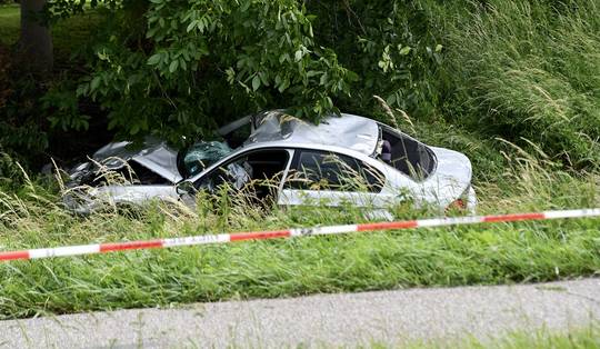 Derde kind overleden nadat auto inreed op fietsende leerlingen in Zeeland vlak bij Belgische grens: ‘Dit overschaduwt vandaag alles’