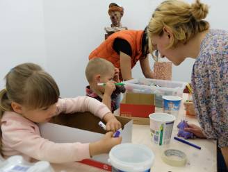 “Kunst heeft sterk therapeutisch vermogen”: vluchtelingenkinderen volgen workshops in De Garage