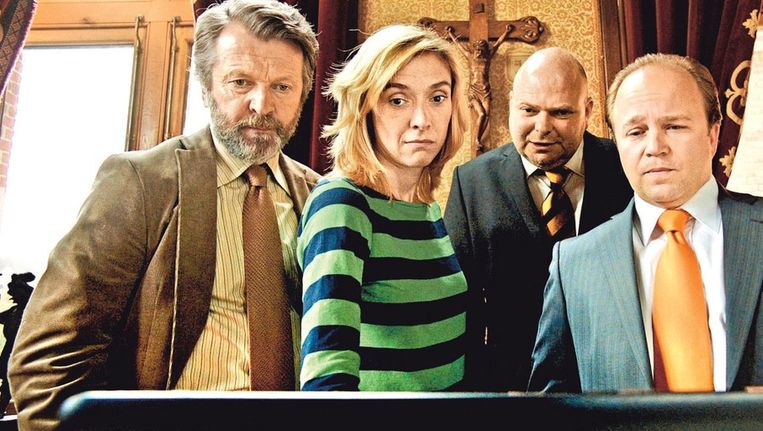 Scène uit de tv-reeks 'Met Man en Macht'. Beeld VIER