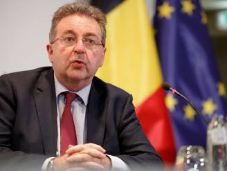 Brusselse regering heeft 20 dagen om zich over hoofddoekdossier te buigen
