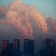 Wereldwijde CO2-uitstoot steeg in 2021 naar record, vooral door groei China en India