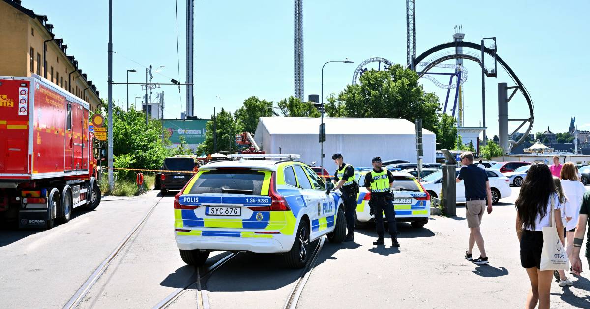 Dode en zeven gewonden bij achtbaanongeluk in Stockholm: ‘Opeens vielen mensen uit de bakjes’.