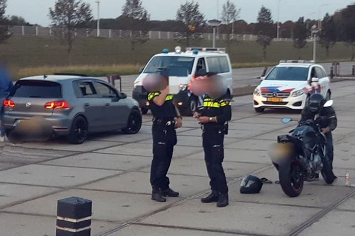 Politie Deelt Ruim Vijftig Boetes Uit Na Klachten Over Asociaal Rijgedrag In Gorcumse Binnenstad Rivierenland Ad Nl