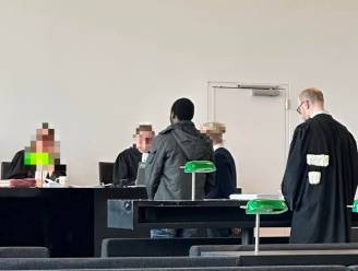 Man (42) die appartement in Zelzate in brand steekt omdat ‘zijn vrouw de duivel is’ krijgt celstraf met uitstel
