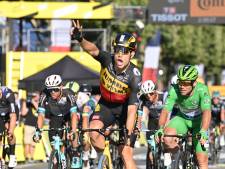 Alleskunner Van Aert wint na bergrit en tijdrit ook massasprint op Champs-Élysées