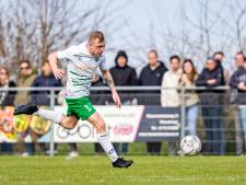Ein-de-lijk kunstgras voor voetballers in Aarlanderveen