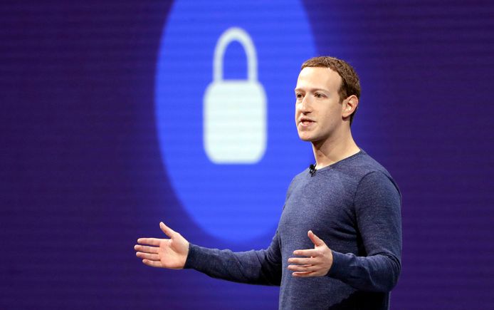 Mark Zuckerberg, de ceo van Facebook, tijdens een speech in San Jose, Californië. Er dreigt een hoge boete voor het bedrijf vanwege het schenden van privacyregels.