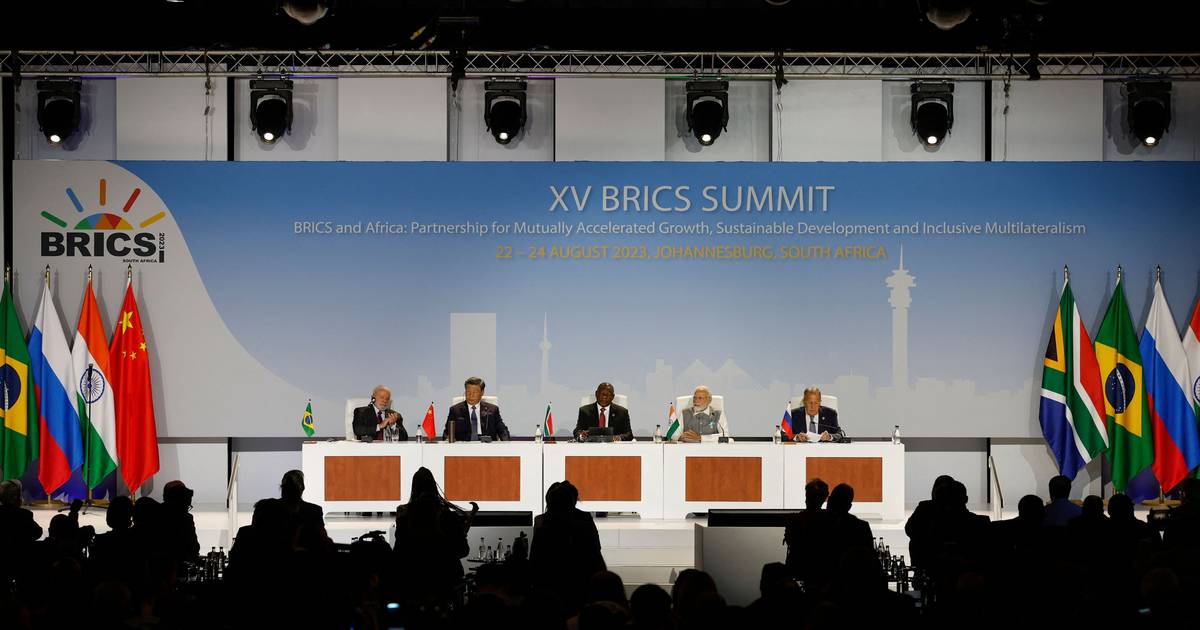 BRICS da la bienvenida a seis nuevos países miembros |  Mundo