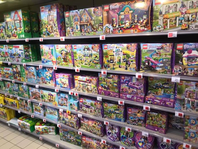 In Kuringen bevat de selectie veel Playmobil.