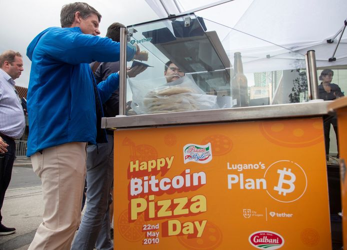 Gratis pizza op 'Happy Bitcoin Pizza Day' tijdens het World Economic Forum (WEF) in Davos.