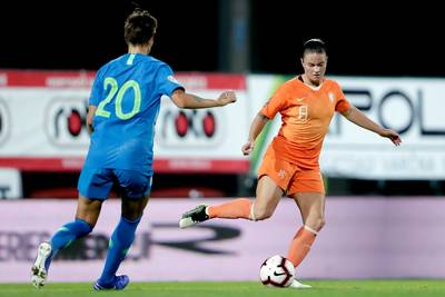 Spitse wil matig optreden Leeuwinnen dinsdag rechtzetten