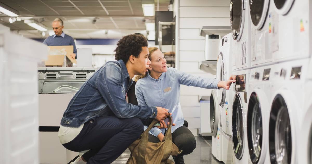 Acquistare una lavatrice durante i saldi?  Ad esempio, le dimensioni dell'elettrodomestico e l'etichetta ecologica influiscono sulla bolletta energetica  La mia guida