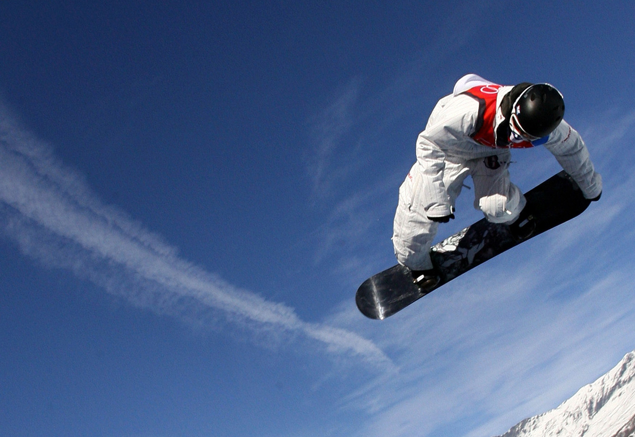 White snowboard. Сноуборд белый.