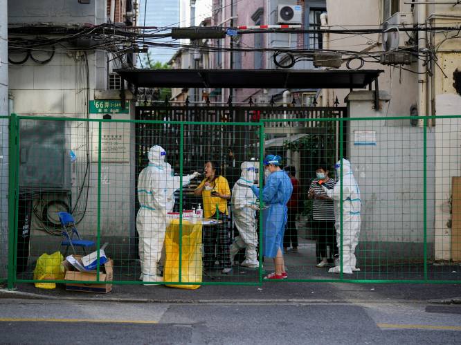 Deel Shanghai weer in lockdown: verplichte coronatest voor 2,7 miljoen mensen