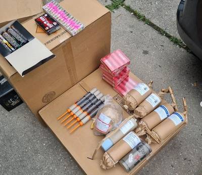 Brandweerlieden door oog van de naald in appartement in Zaltbommel: ‘Als dit vuurwerk was ontploft, 