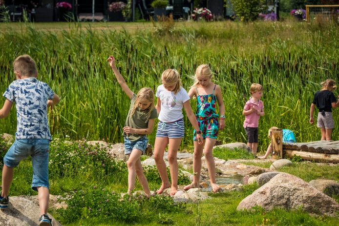 Agrarisch laat staan verstoring Kinderen moeten dagelijks buitenspelen, geen discussie' | Gezin | AD.nl