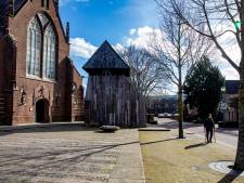 Na Amsterdam, Londen en Toronto volgt nu ook  Bergeijk: letters BRGK op kerkplein 't Hof