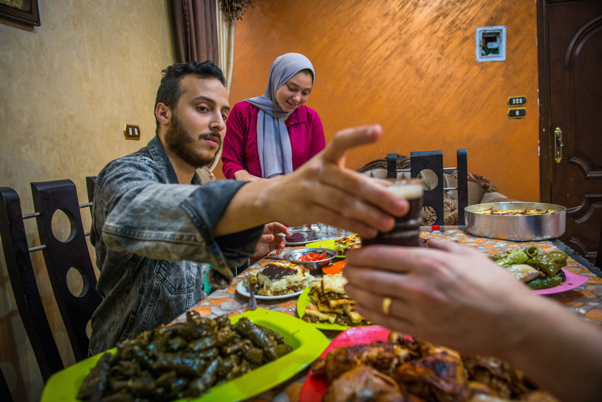 Hoe Laat Mag Je Eten Tijdens Ramadan? Het Schema Uitgelegd.