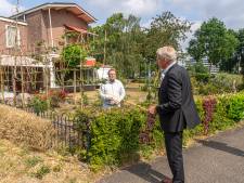 Buren in Zwolle ergeren zich groen en geel aan elkaar: is de heg te hoog?