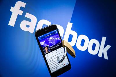 Facebook kan zien of jij info zoekt over - bijvoorbeeld - 'geslachtsziekte'