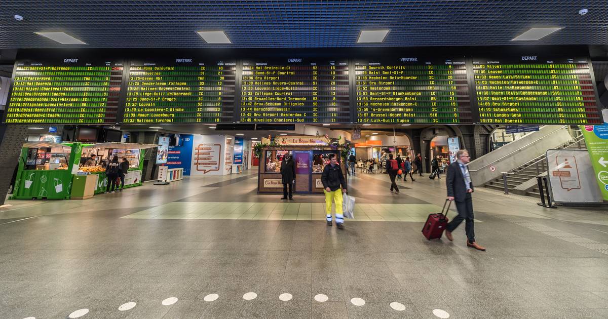 NMBS / SNCB adotta queste misure per tagliare la sua esorbitante bolletta energetica di 432 milioni di euro: riscaldamento basso, luci soffuse |  Notizie Instagram VTM