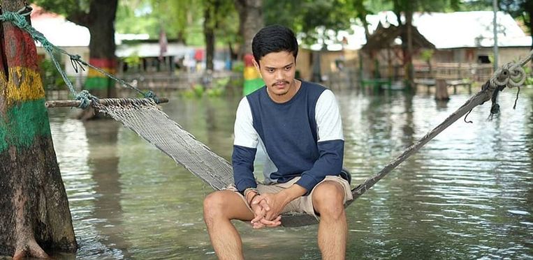 Banjir di Pulau Bari, Indonesia.  Keempat penduduk pulau itu menuntut sekitar 15.000 euro dari perusahaan semen Swiss.  Gambar zvg