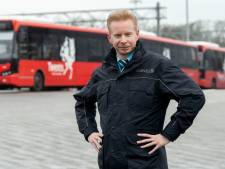 Buschauffeur Dennis uit Enschede put hoop uit akkoord over loonstijging in de zorg: ‘Er blijkt dus wél extra geld te zijn’