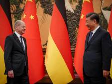 Olaf Scholz presse Xi Jinping d'agir pour une "paix juste" en Ukraine