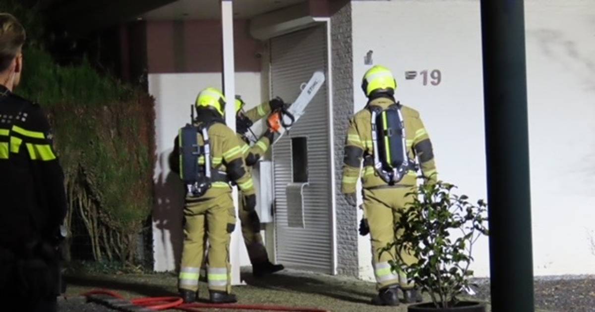 Tandarts dankt de voorbijganger die brandweer belde en waarschijnlijk grote brand in zijn praktijk v