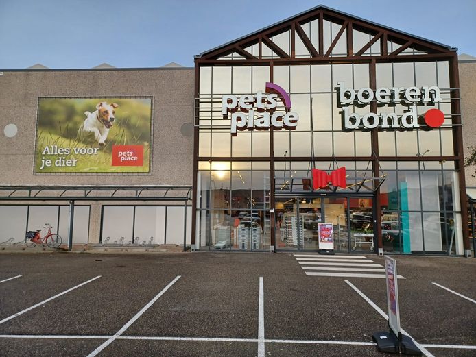 vriendelijke groet Gedrag lobby Dierenwinkel Pets Place keert terug in Zutphen | Zutphen | destentor.nl