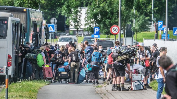 Veel meer mensen zullen via de pendelbussen naar de Lange Munte afzakken.