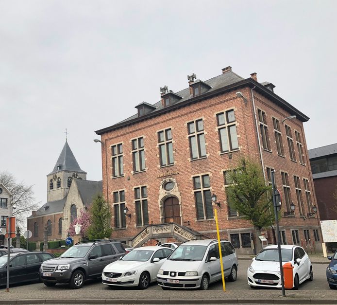 Nog steeds geen beslissing over oudgemeentehuis inwoners moeten zich