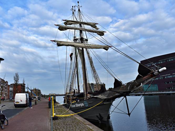 Mysterie opgelost: Dit doet dat historische schip aan de Middelburgse kade